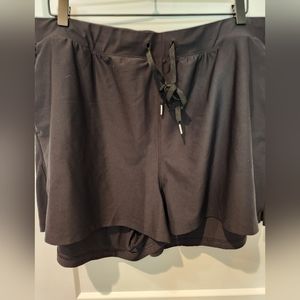 Old Navy active shorts